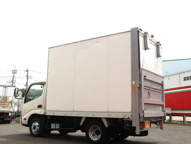 日野 デュトロ TKG-XZC605M(2WD)の写真9