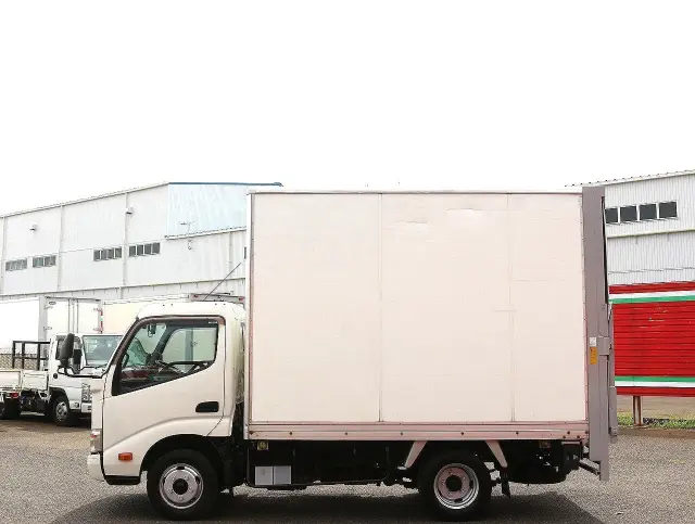 日野 デュトロ TKG-XZC605M(2WD)の写真10