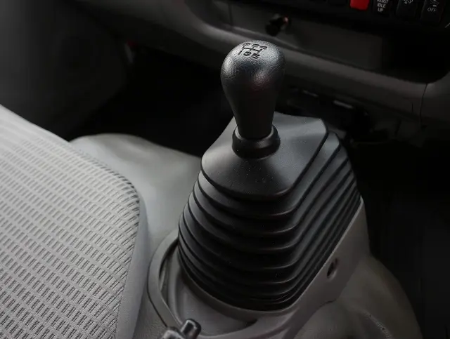 日野 デュトロ TKG-XZU685M(4WD)の写真36