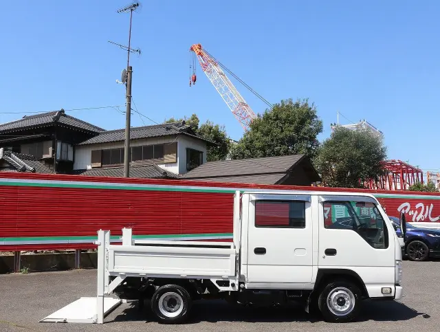 いすゞ エルフ TRG-NHR85A(2WD)の写真17