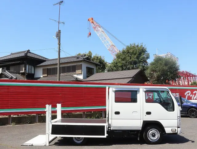 いすゞ エルフ TRG-NHR85A(2WD)の写真21