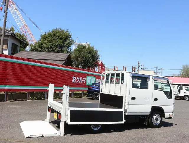 いすゞ エルフ TRG-NHR85A(2WD)の写真22