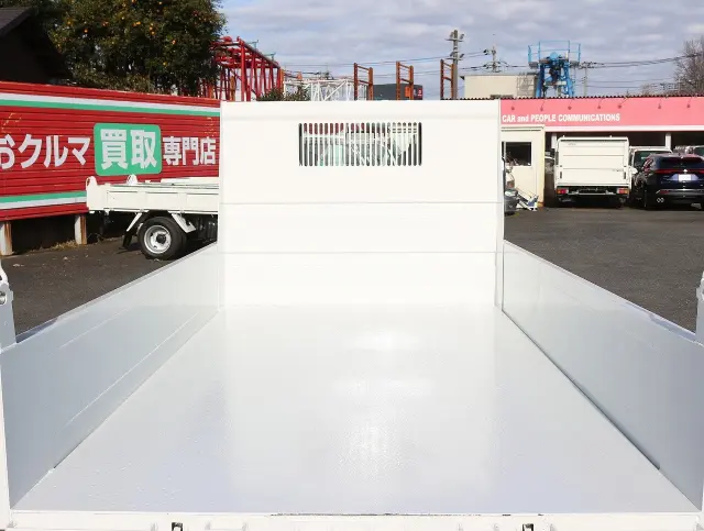 いすゞ エルフ PB-NKR81AD(2WD)の写真12