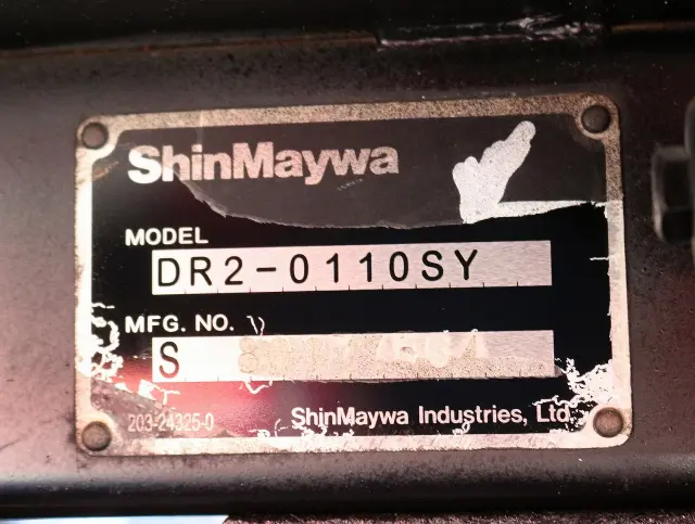 いすゞ エルフ PB-NKR81AD(2WD)の写真21