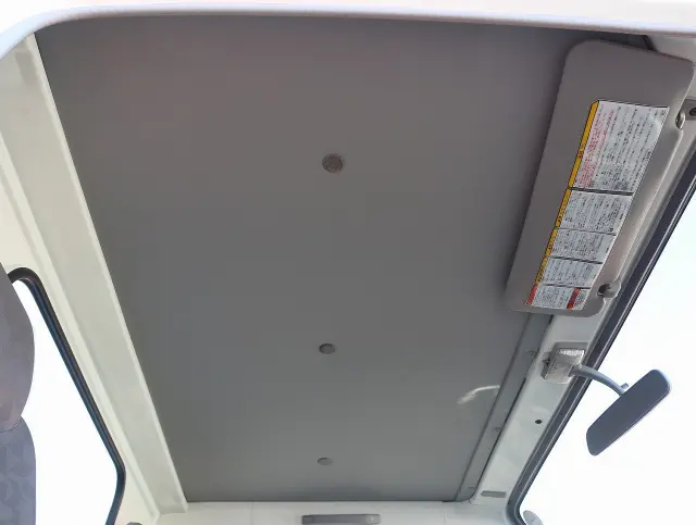 いすゞ エルフ PB-NKR81AD(2WD)の写真48