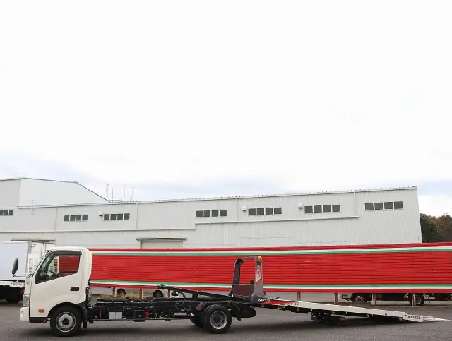 日野 デュトロ 2RG-XZU722M(2WD)の写真21