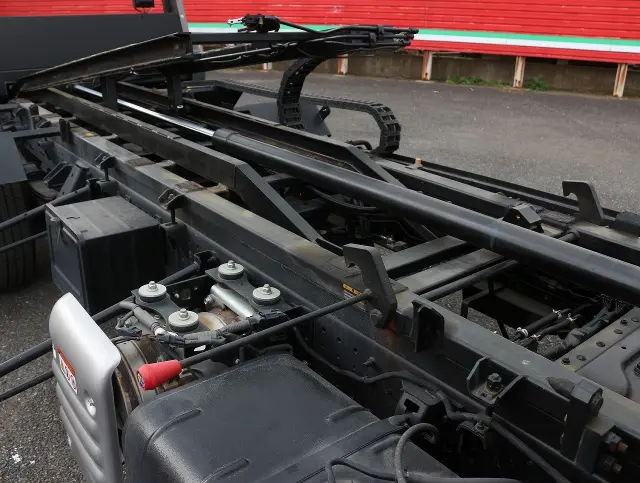 日野 デュトロ 2RG-XZU722M(2WD)の写真26