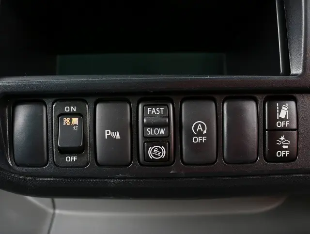 日野 デュトロ 2RG-XZU722M(2WD)の写真43