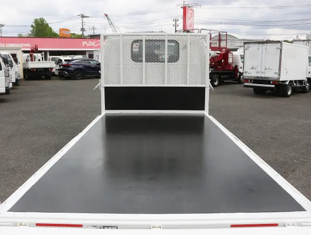 いすゞ エルフ TRG-NKR85A(2WD)の写真17