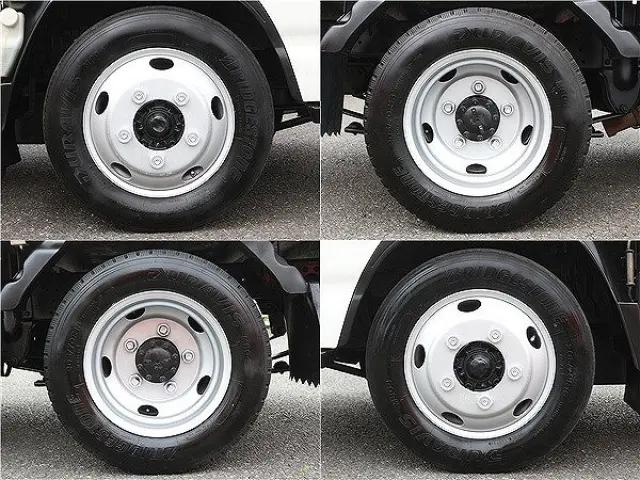 いすゞ エルフ TRG-NKR85A(2WD)の写真48