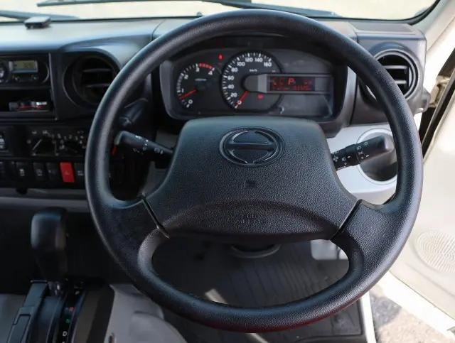 日野 デュトロ TPG-XZU605M(2WD)の写真32