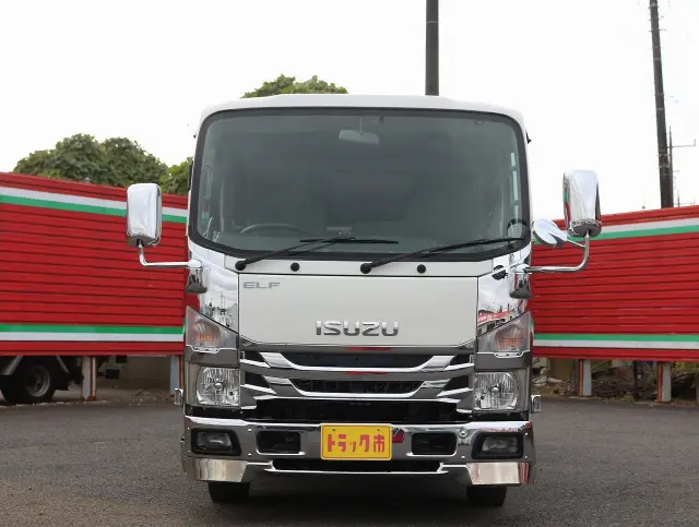 いすゞ エルフ TRG-NLR85AR(2WD)の写真2