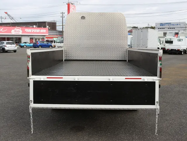 いすゞ エルフ TRG-NLR85AR(2WD)の写真13