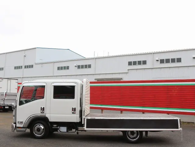 いすゞ エルフ TRG-NLR85AR(2WD)の写真20