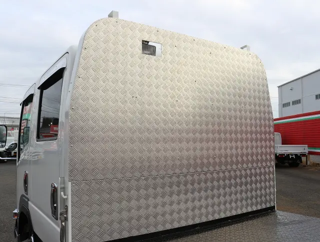 いすゞ エルフ TRG-NLR85AR(2WD)の写真21