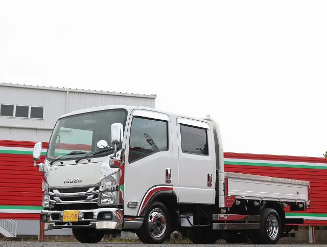 いすゞ エルフ TRG-NLR85AR(2WD)の写真50