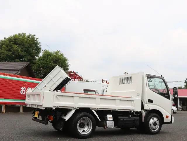 日野 デュトロ TKG-XZU675T(4WD)の写真5