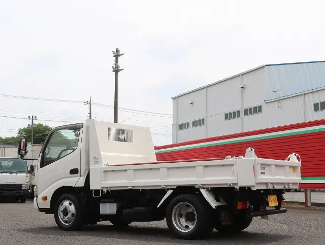 日野 デュトロ TKG-XZU675T(4WD)の写真7