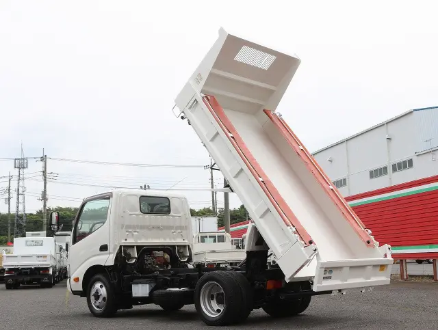 日野 デュトロ TKG-XZU675T(4WD)の写真20