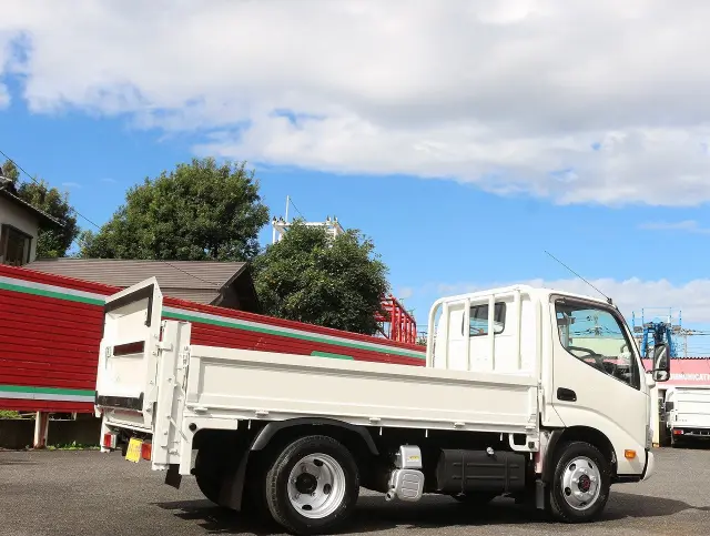 日野 デュトロ TKG-XZU675M(4WD)の写真5