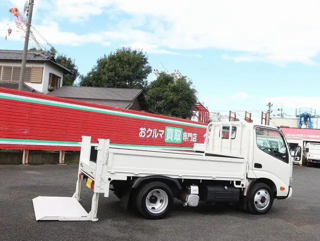 日野 デュトロ TKG-XZU675M(4WD)の写真14