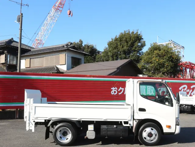 日野 デュトロ TKG-XZU675M(4WD)の写真4