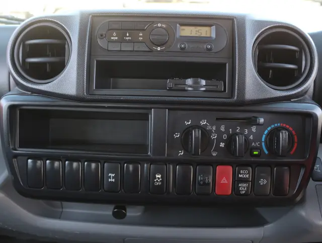 日野 デュトロ TKG-XZU675M(4WD)の写真42