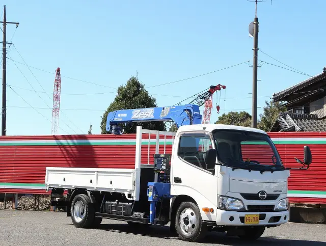 日野 デュトロ TPG-XZU650M(2WD)の写真4