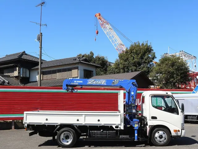 日野 デュトロ TPG-XZU650M(2WD)の写真5