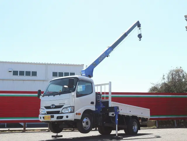 日野 デュトロ TPG-XZU650M(2WD)の写真15