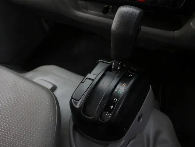 日野 デュトロ TPG-XZU650M(2WD)の写真45