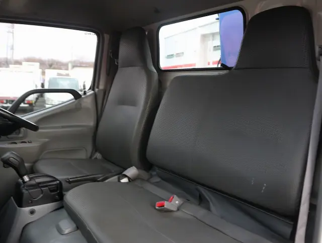 日野 デュトロ TPG-XZU650M(2WD)の写真49