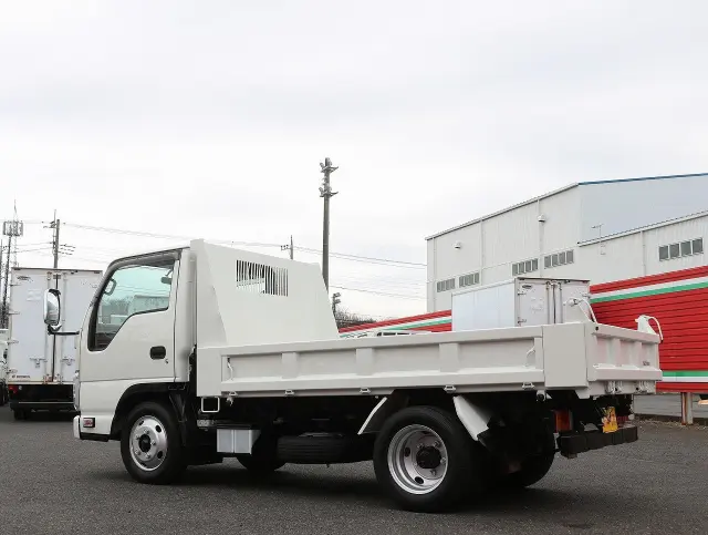 いすゞ エルフ TPG-NJR85AD(2WD)の写真8