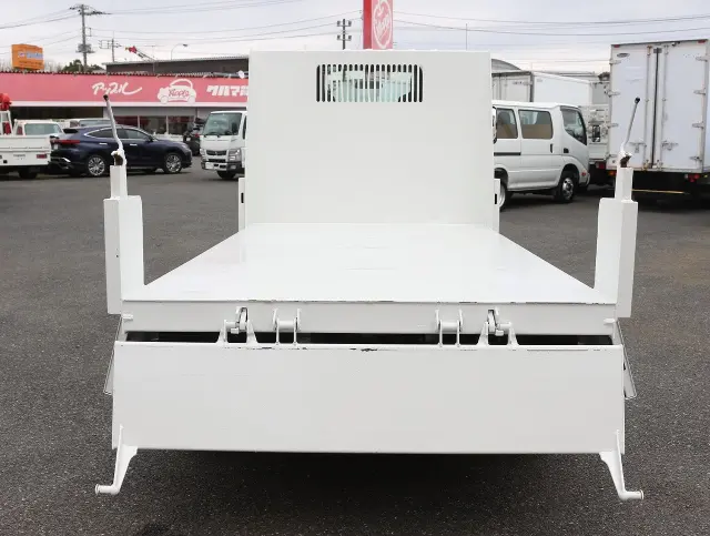 いすゞ エルフ TPG-NJR85AD(2WD)の写真13