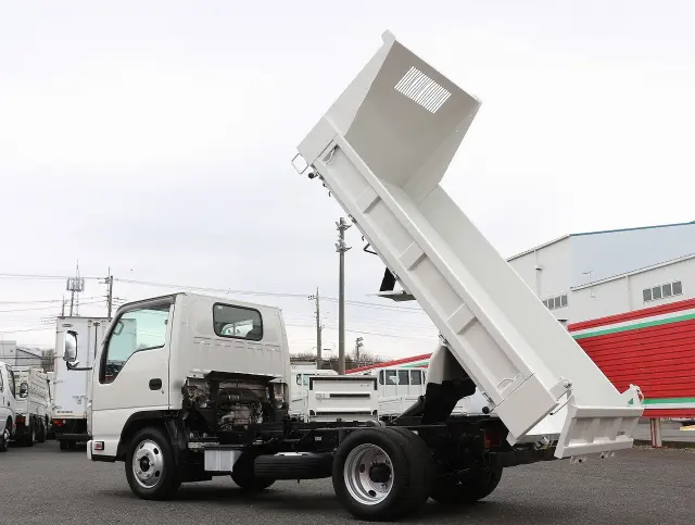 いすゞ エルフ TPG-NJR85AD(2WD)の写真23