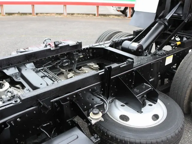 いすゞ エルフ TPG-NJR85AD(2WD)の写真26