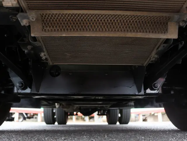 いすゞ エルフ TPG-NJR85AD(2WD)の写真29