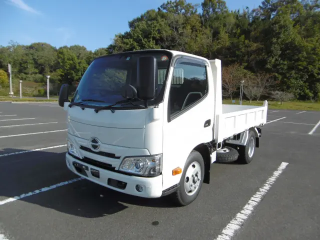 日野 デュトロ 2RG-XZU600Tの写真1