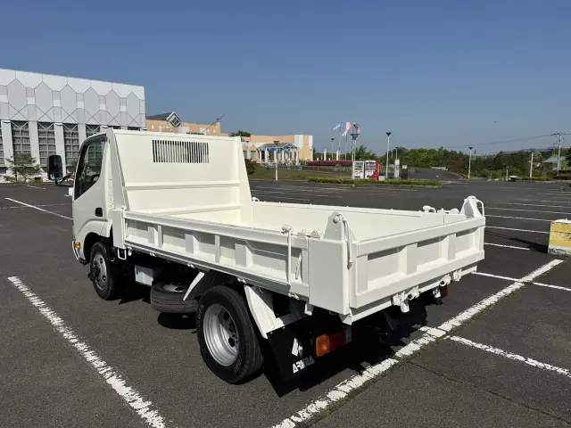 日野 デュトロ SKG-XZU675T(4WD)の写真5