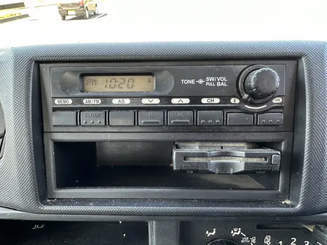 日野 デュトロ SKG-XZU675T(4WD)の写真36