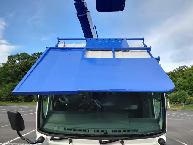 いすゞ エルフ BKG-NKR85N(2WD)の写真40