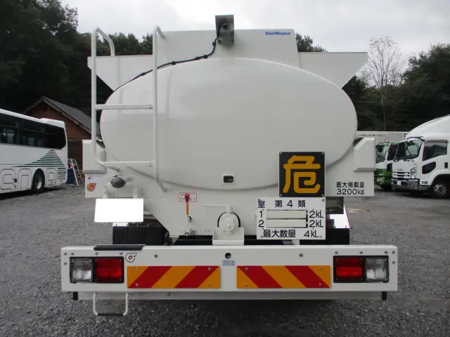 いすゞ フォワード 2RG-FRR90S4(2WD)の写真5