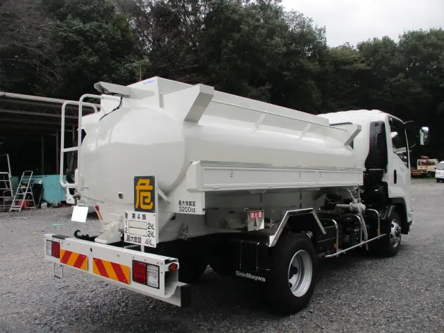 いすゞ フォワード 2RG-FRR90S4(2WD)の写真6