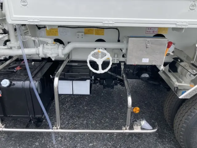 いすゞ フォワード 2RG-FRR90S4(2WD)の写真14