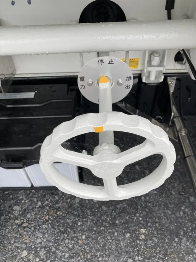 いすゞ フォワード 2RG-FRR90S4(2WD)の写真17