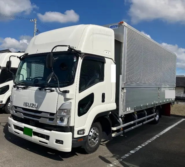 いすゞ フォワード 2RG-FRR90T2(2WD)の写真1