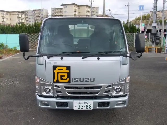いすゞ エルフ 2RG-NKR88A(2WD)の写真2