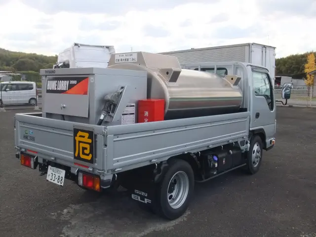 いすゞ エルフ 2RG-NKR88A(2WD)の写真5