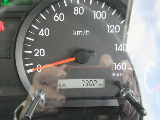 いすゞ エルフ 2RG-NKR88A(2WD)の写真24