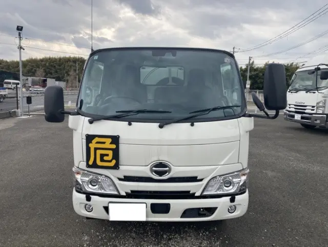 日野 デュトロ 2DG-XZU675M(4WD)の写真2